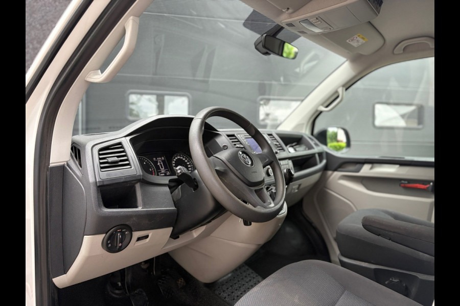 Volkswagen Transporter 2.0 TDI L2H1 Highline - 2x Schuif - CarPlay