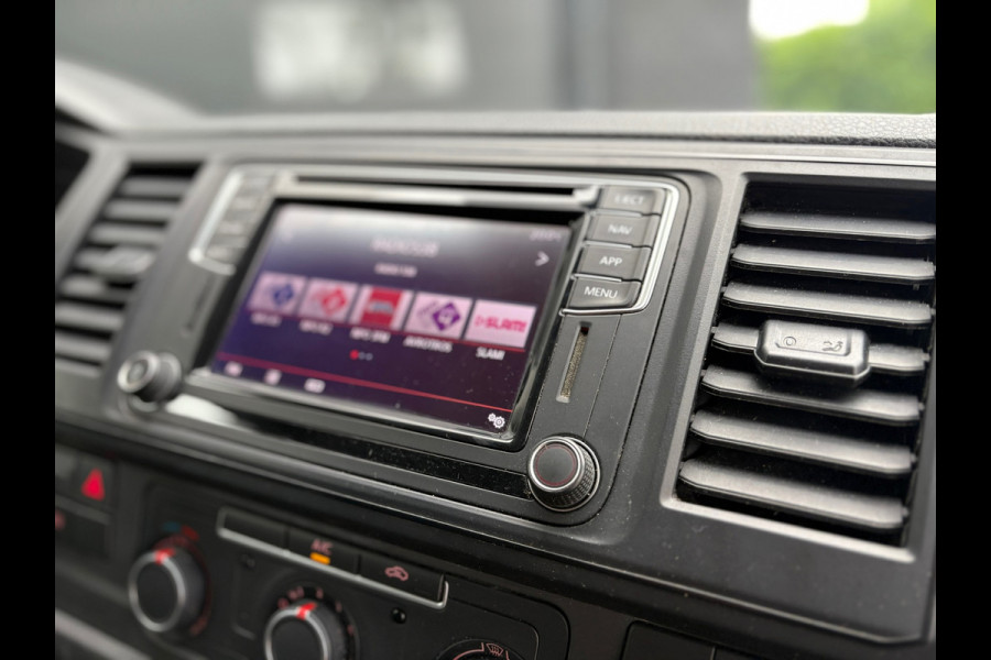 Volkswagen Transporter 2.0 TDI L2H1 Highline - 2x Schuif - CarPlay