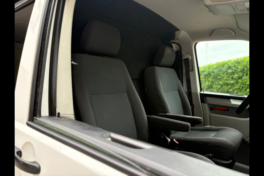 Volkswagen Transporter 2.0 TDI L2H1 Highline - 2x Schuif - CarPlay