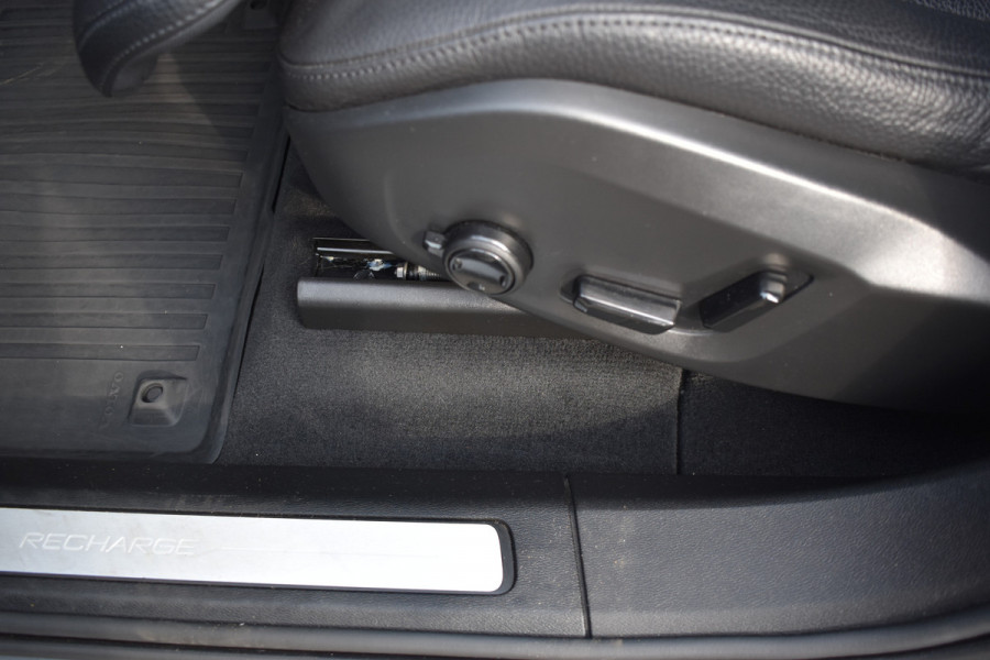 Volvo XC60 T6 340PK Plug-in hybrid AWD Inscription Leer | B&W | Elec stoelen | Luchtvering | 360 Camera \ Pano dak | 20 Inch LM Velgen