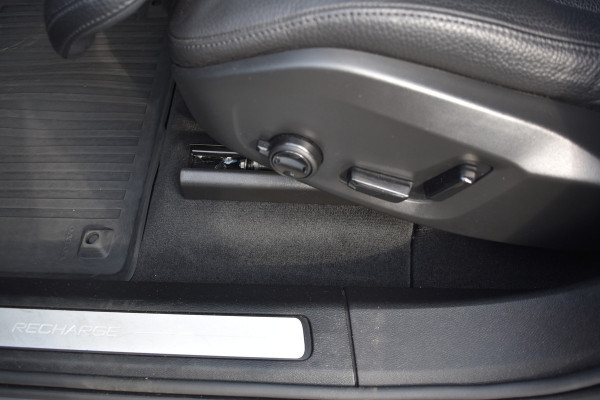 Volvo XC60 T6 340PK Plug-in hybrid AWD Inscription Leer | B&W | Elec stoelen | Luchtvering | 360 Camera \ Pano dak | 20 Inch LM Velgen
