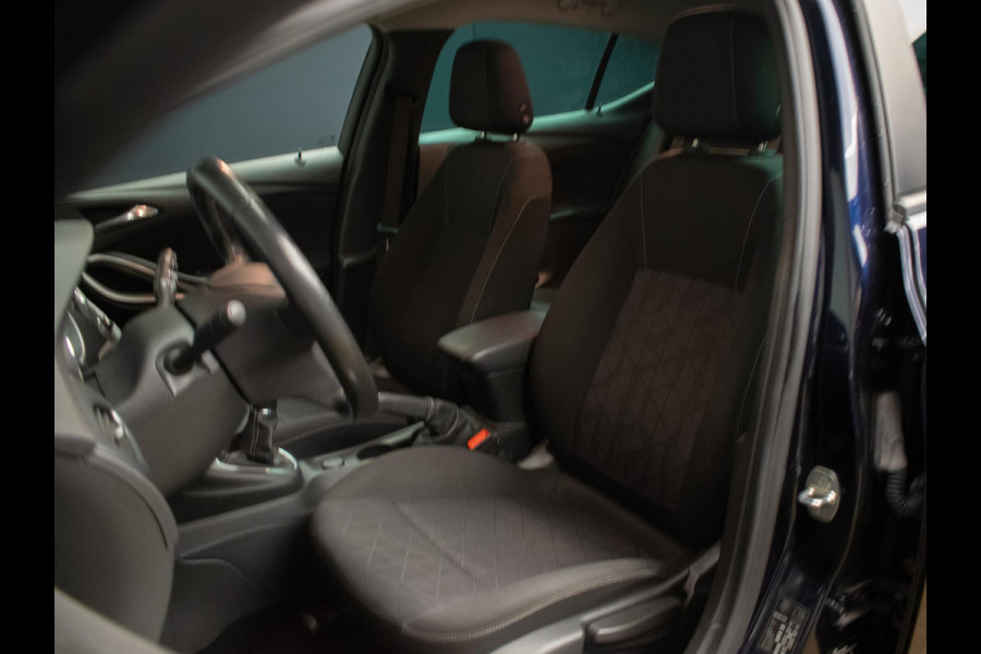 Opel Astra 1.0 Turbo 120 Jaar Edition Sport (NAVI,CRUISE,CLIMATE,PDC,LED,ELEKTRISCH PAKKET,SPORTSTOELEN,NETTE STAAT)