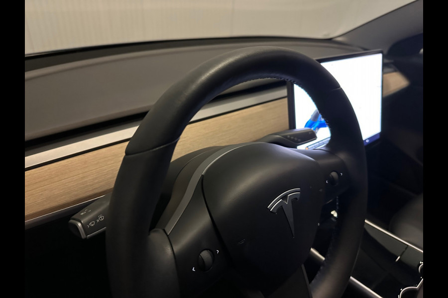 Tesla Model 3 Standard RWD Plus 60 kWh