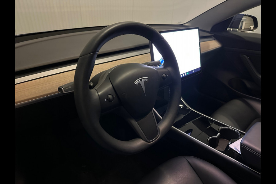 Tesla Model 3 Standard RWD Plus 60 kWh