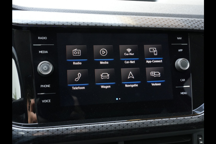 Volkswagen T-Cross 1.0 TSI Style Automaat | Navigatie | LED | DAB | Keyless