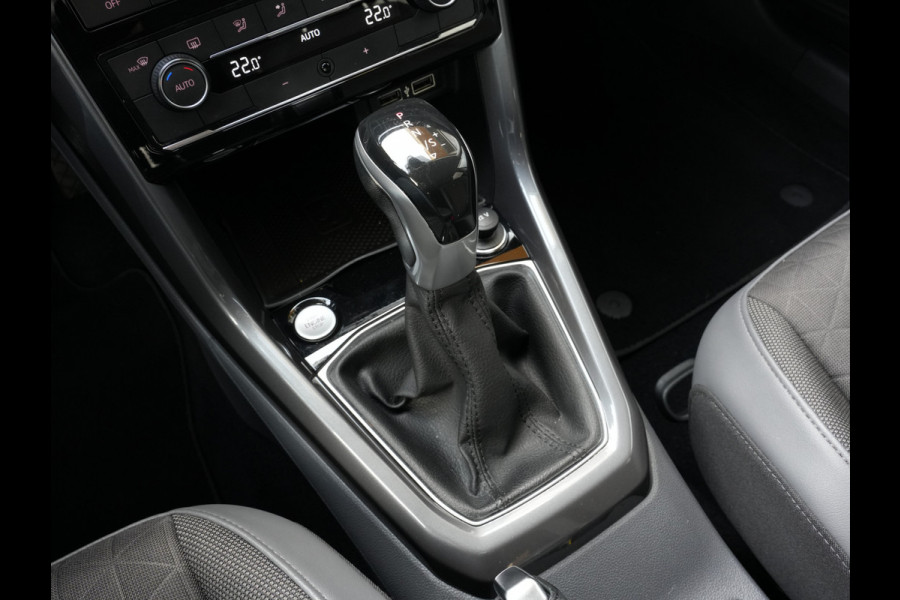 Volkswagen T-Cross 1.0 TSI Style Automaat | Navigatie | LED | DAB | Keyless