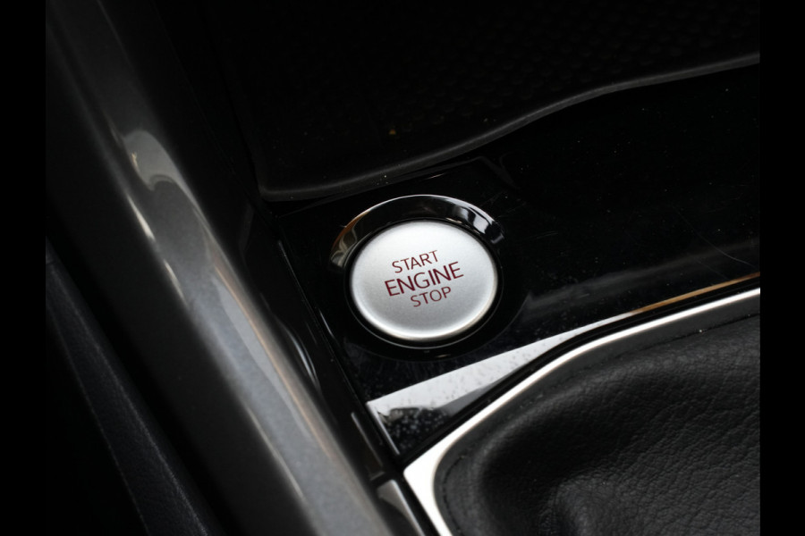 Volkswagen T-Cross 1.0 TSI Style Automaat | Navigatie | LED | DAB | Keyless