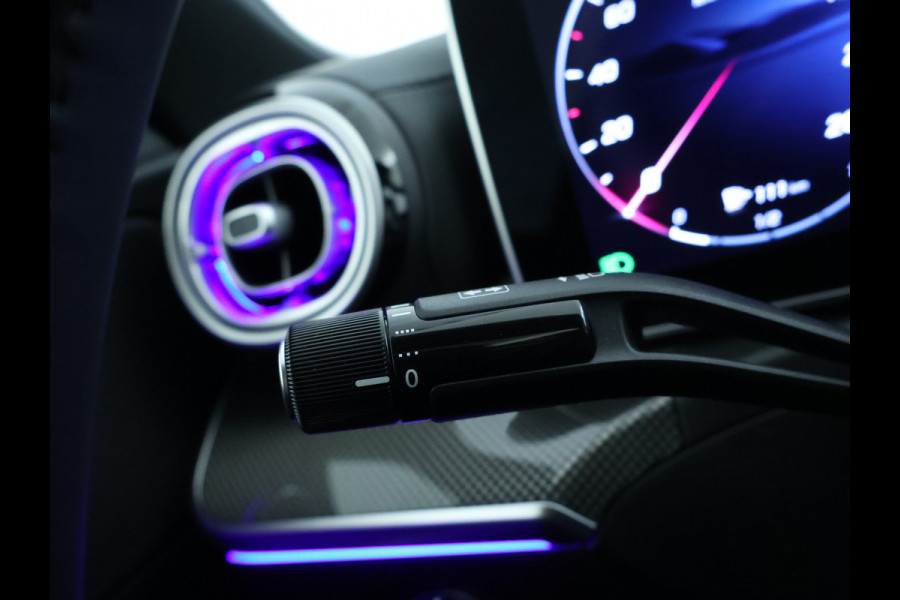 Mercedes-Benz C-Klasse 300 e Business Solution AMG | Trekhaak | Nightpakket | Parkeerpakket met 360°-camera | Memorypakket | Dodehoekassistent Antidiefstalpakket GUARD 360° Plus | Spiegelpakket | KEYLESS GO | 	USB-pakket |