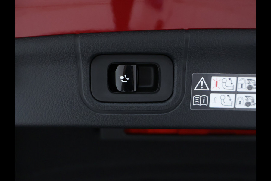 Mercedes-Benz C-Klasse 300 e Business Solution AMG | Trekhaak | Nightpakket | Parkeerpakket met 360°-camera | Memorypakket | Dodehoekassistent Antidiefstalpakket GUARD 360° Plus | Spiegelpakket | KEYLESS GO | 	USB-pakket |