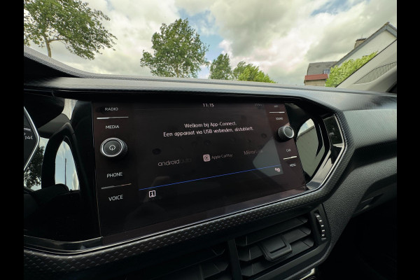 Volkswagen T-Cross 1.0 TSI Life Business United STOELVERW. / ACC / 4-SEIZ. BAND / ECC / CARPLAY / WEINIG KM'S