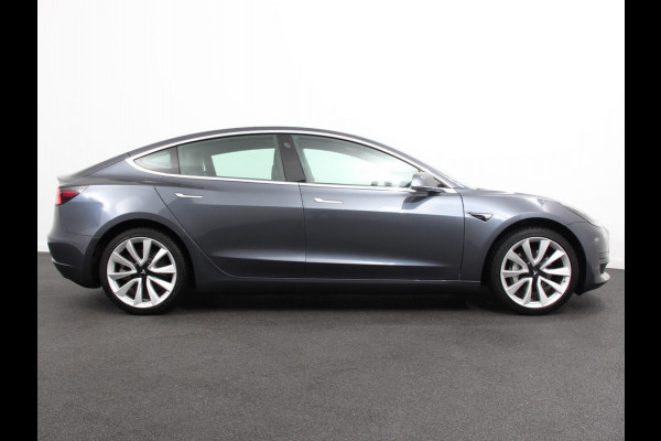 Tesla Model 3 Standard RWD Plus 60 kWh | Leder | Navigatie | PDC VA | Camera | 19" LM Velgen