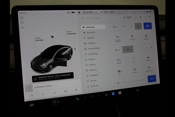 Tesla Model 3 Standard RWD Plus 60 kWh | Leder | Navigatie | PDC VA | Camera | 19" LM Velgen
