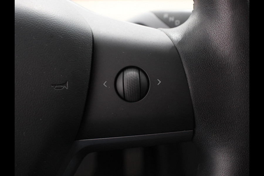 Tesla Model 3 Standard RWD Plus 60 kWh | Leder | Navigatie | PDC VA | Camera | 19" LM Velgen