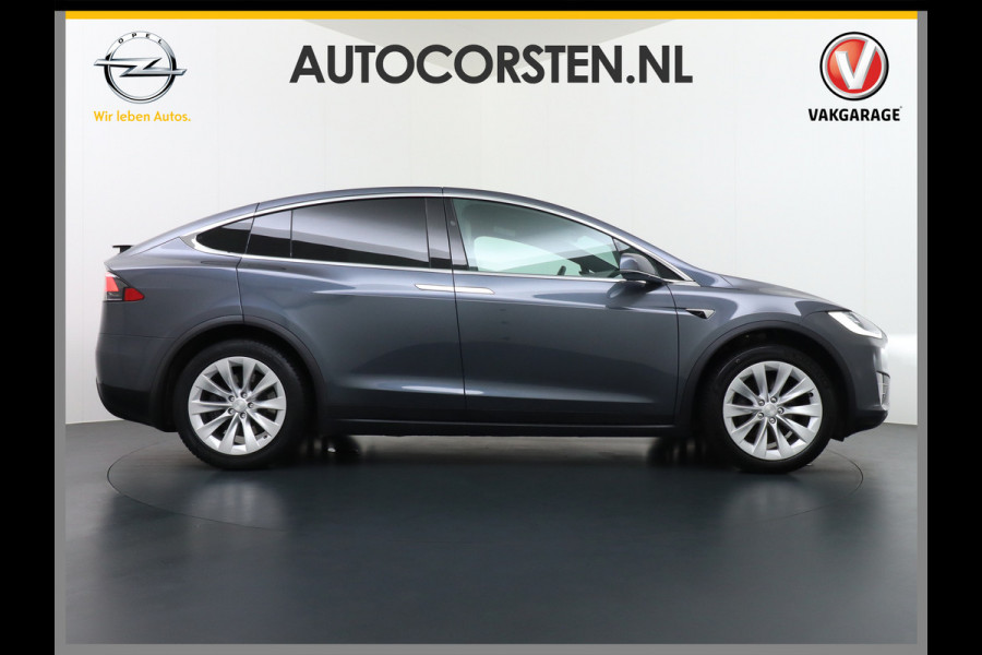 Tesla Model X Long Range 100kwh AWD 541PK 7-Persoons Leder Trekhaak Premium Audio FSD-3 Computer Autopilot Camera's Navi Ecc Stuur+Stoelverwar Adaptive Led Koplampen Panoramische voorruit Lmv Adap.onderstel Performance Pack Ambiente Verlichting Wifi Verkeersborddetectie Garantie op accu en motor tot 06-05-2028 / 240.000km Trekgewicht 2.250KG Nieuwprijs €100.500