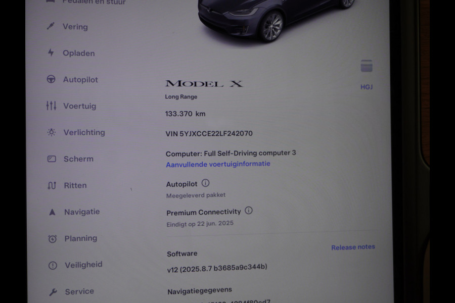 Tesla Model X Long Range 100kwh AWD 541PK 7-Persoons Leder Trekhaak Premium Audio FSD-3 Computer Autopilot Camera's Navi Ecc Stuur+Stoelverwar Adaptive Led Koplampen Panoramische voorruit Lmv Adap.onderstel Performance Pack Ambiente Verlichting Wifi Verkeersborddetectie Garantie op accu en motor tot 06-05-2028 / 240.000km Trekgewicht 2.250KG Nieuwprijs €100.500