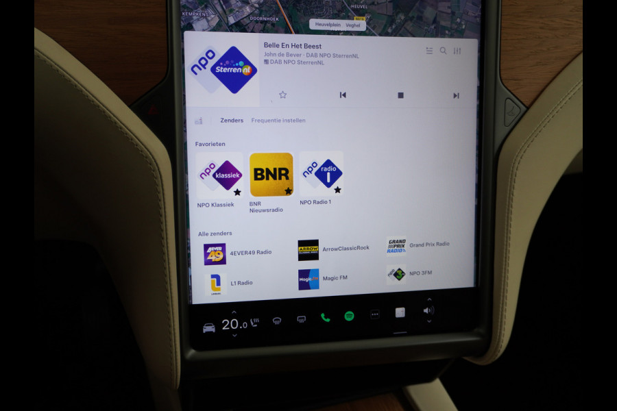 Tesla Model X Long Range 100kwh AWD 541PK 7-Persoons Leder Trekhaak Premium Audio FSD-3 Computer Autopilot Camera's Navi Ecc Stuur+Stoelverwar Adaptive Led Koplampen Panoramische voorruit Lmv Adap.onderstel Performance Pack Ambiente Verlichting Wifi Verkeersborddetectie Garantie op accu en motor tot 06-05-2028 / 240.000km Trekgewicht 2.250KG Nieuwprijs €100.500