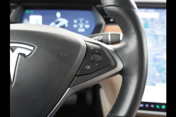 Tesla Model X Long Range 100kwh AWD 541PK 7-Persoons Leder Trekhaak Premium Audio FSD-3 Computer Autopilot Camera's Navi Ecc Stuur+Stoelverwar Adaptive Led Koplampen Panoramische voorruit Lmv Adap.onderstel Performance Pack Ambiente Verlichting Wifi Verkeersborddetectie Garantie op accu en motor tot 06-05-2028 / 240.000km Trekgewicht 2.250KG Nieuwprijs €100.500