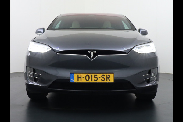 Tesla Model X Long Range 100kwh AWD 541PK 7-Persoons Leder Trekhaak Premium Audio FSD-3 Computer Autopilot Camera's Navi Ecc Stuur+Stoelverwar Adaptive Led Koplampen Panoramische voorruit Lmv Adap.onderstel Performance Pack Ambiente Verlichting Wifi Verkeersborddetectie Garantie op accu en motor tot 06-05-2028 / 240.000km Trekgewicht 2.250KG Nieuwprijs €100.500