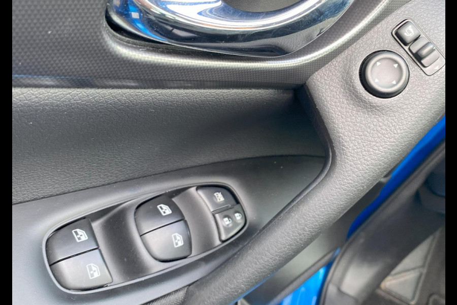Nissan QASHQAI 1.2 N-Connecta Automaat/ Pano/ Clima/ 360 Cam/ LED