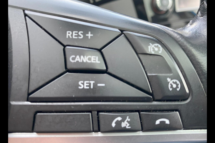 Nissan QASHQAI 1.2 N-Connecta Automaat/ Pano/ Clima/ 360 Cam/ LED