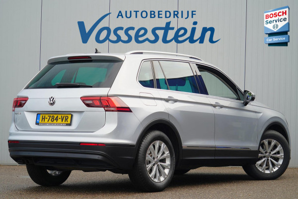 Volkswagen Tiguan 1.5 TSI ACT Comfortline Business / Navigatie / Digitaal Dashboard / Stoel- & stuurverw.