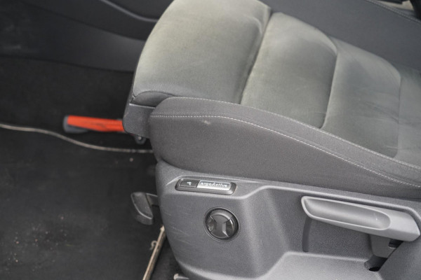 Volkswagen Tiguan 1.5 TSI ACT Comfortline Business / Navigatie / Digitaal Dashboard / Stoel- & stuurverw.