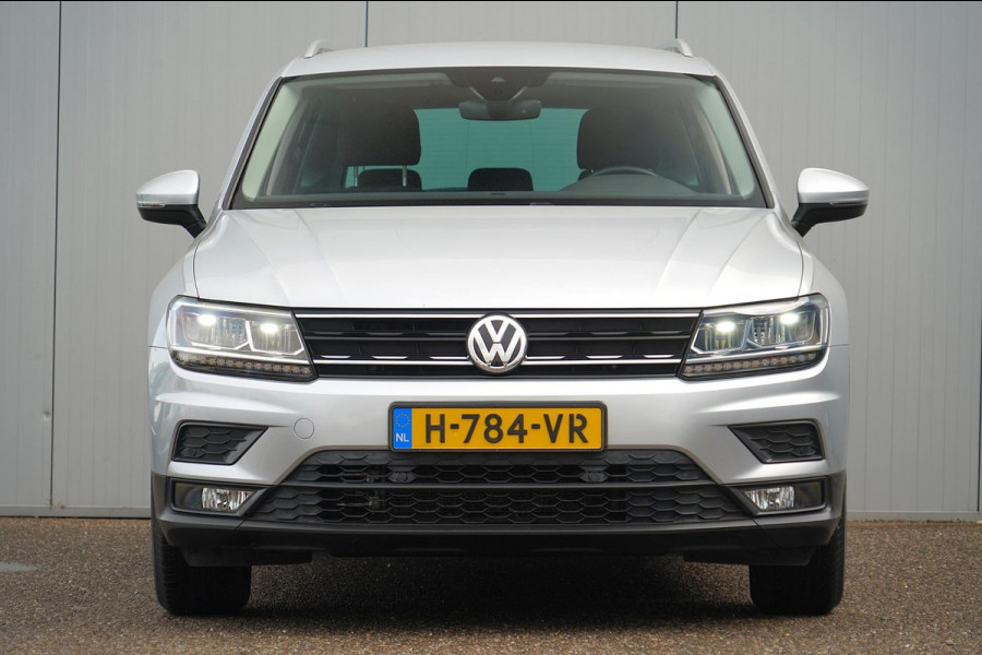 Volkswagen Tiguan 1.5 TSI ACT Comfortline Business / Navigatie / Digitaal Dashboard / Stoel- & stuurverw.