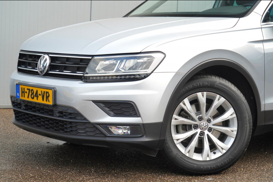 Volkswagen Tiguan 1.5 TSI ACT Comfortline Business / Navigatie / Digitaal Dashboard / Stoel- & stuurverw.