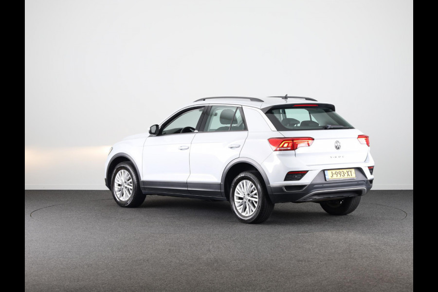 Volkswagen T-Roc 1.0 TSI Style 115 PK | Navigatie | Parkeersensoren | Adaptieve cruise control