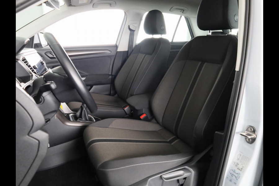 Volkswagen T-Roc 1.0 TSI Style 115 PK | Navigatie | Parkeersensoren | Adaptieve cruise control