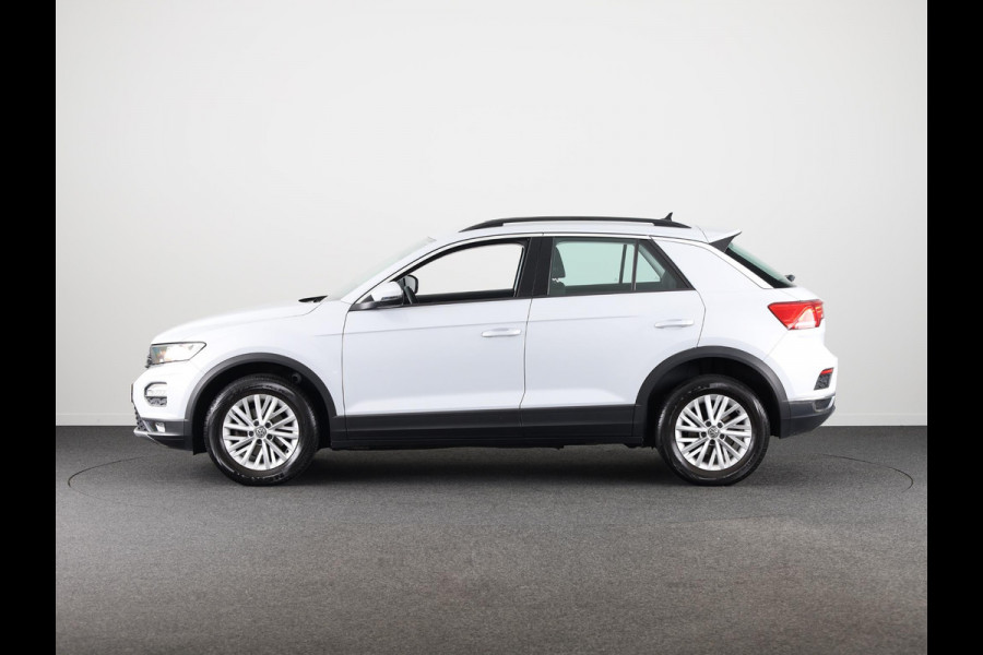 Volkswagen T-Roc 1.0 TSI Style 115 PK | Navigatie | Parkeersensoren | Adaptieve cruise control