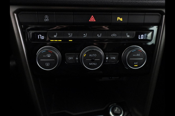 Volkswagen T-Roc 1.0 TSI Style 115 PK | Navigatie | Parkeersensoren | Adaptieve cruise control