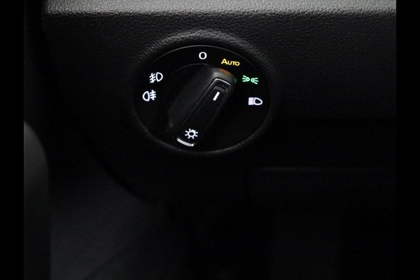 Volkswagen T-Roc 1.0 TSI Style 115 PK | Navigatie | Parkeersensoren | Adaptieve cruise control