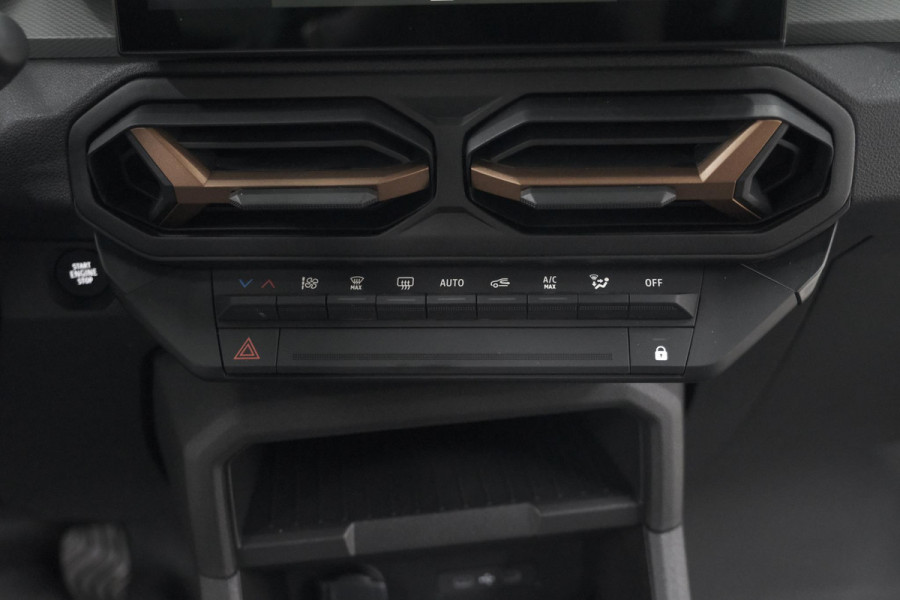 Dacia Duster TCe 130 Mild Hybrid Extreme | Camera | Apple Carplay | Automatische Parkeerrem