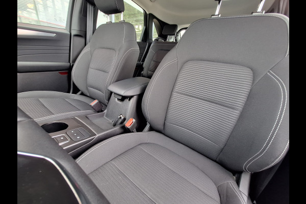 Ford Kuga 2.5 PHEV Titanium 165 kW / 225 pk | Lage Km-stand | Navi | Dual Climate Control | Camera | All Season Banden | (occasion)