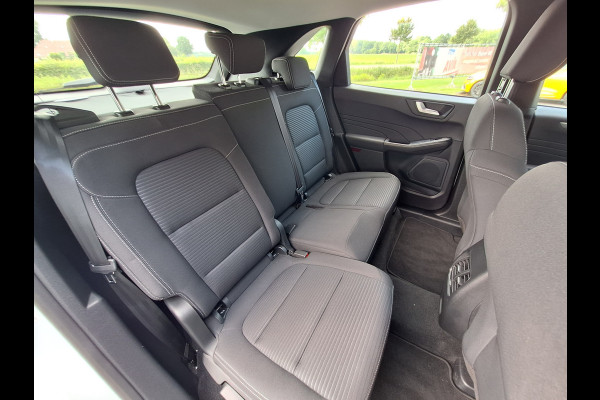 Ford Kuga 2.5 PHEV Titanium 165 kW / 225 pk | Lage Km-stand | Navi | Dual Climate Control | Camera | All Season Banden | (occasion)