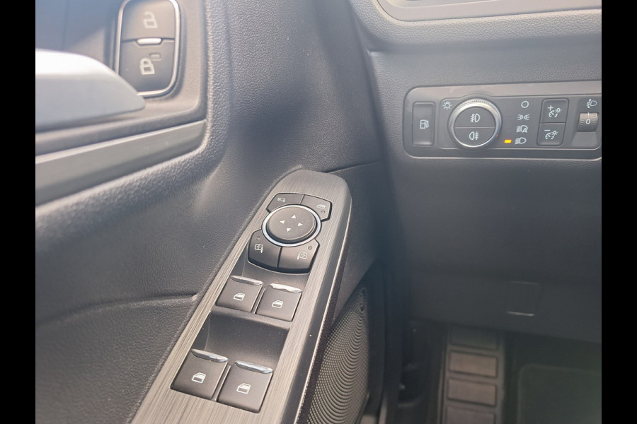 Ford Kuga 2.5 PHEV Titanium 165 kW / 225 pk | Lage Km-stand | Navi | Dual Climate Control | Camera | All Season Banden | (occasion)