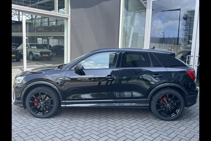 Audi Q2 35 TFSI S Edition 150 pk S-tronic | Private lease vanaf € 638,- pm | Verlengde garantie | Navigatie | Parkeersensoren achter | Adaptieve cruise control | Stoelverwarming | Matrix LED koplampen | S-line |