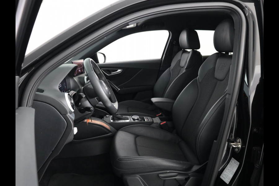 Audi Q2 35 TFSI S Edition 150 pk S-tronic | Private lease vanaf € 638,- pm | Verlengde garantie | Navigatie | Parkeersensoren achter | Adaptieve cruise control | Stoelverwarming | Matrix LED koplampen | S-line |