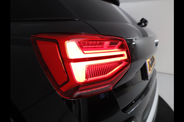 Audi Q2 35 TFSI S Edition 150 pk S-tronic | Private lease vanaf € 638,- pm | Verlengde garantie | Navigatie | Parkeersensoren achter | Adaptieve cruise control | Stoelverwarming | Matrix LED koplampen | S-line |