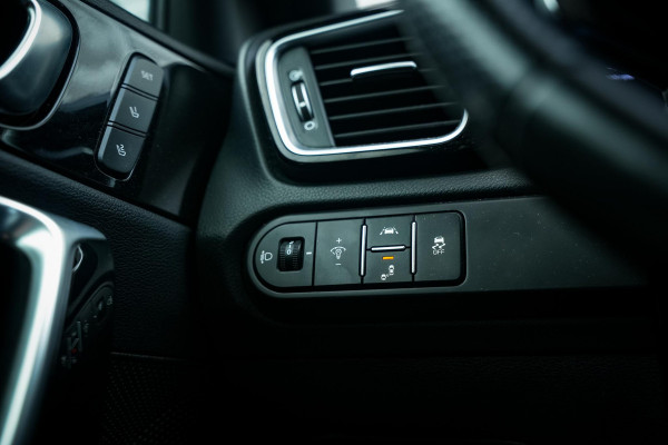 Kia Ceed 1.6 T-GDi GT Keyless Stuurverw. Alcantara Lane Assist LED 18''LM