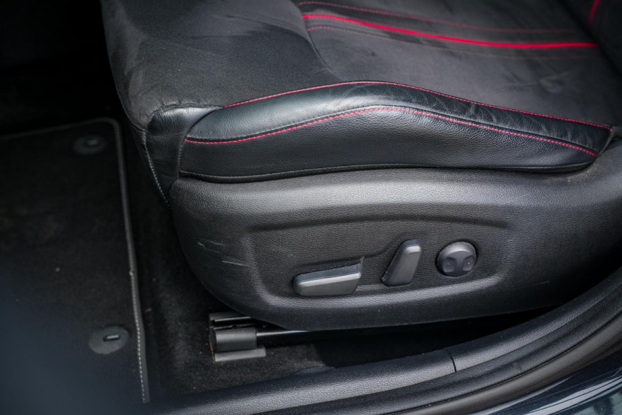 Kia Ceed 1.6 T-GDi GT Keyless Stuurverw. Alcantara Lane Assist LED 18''LM