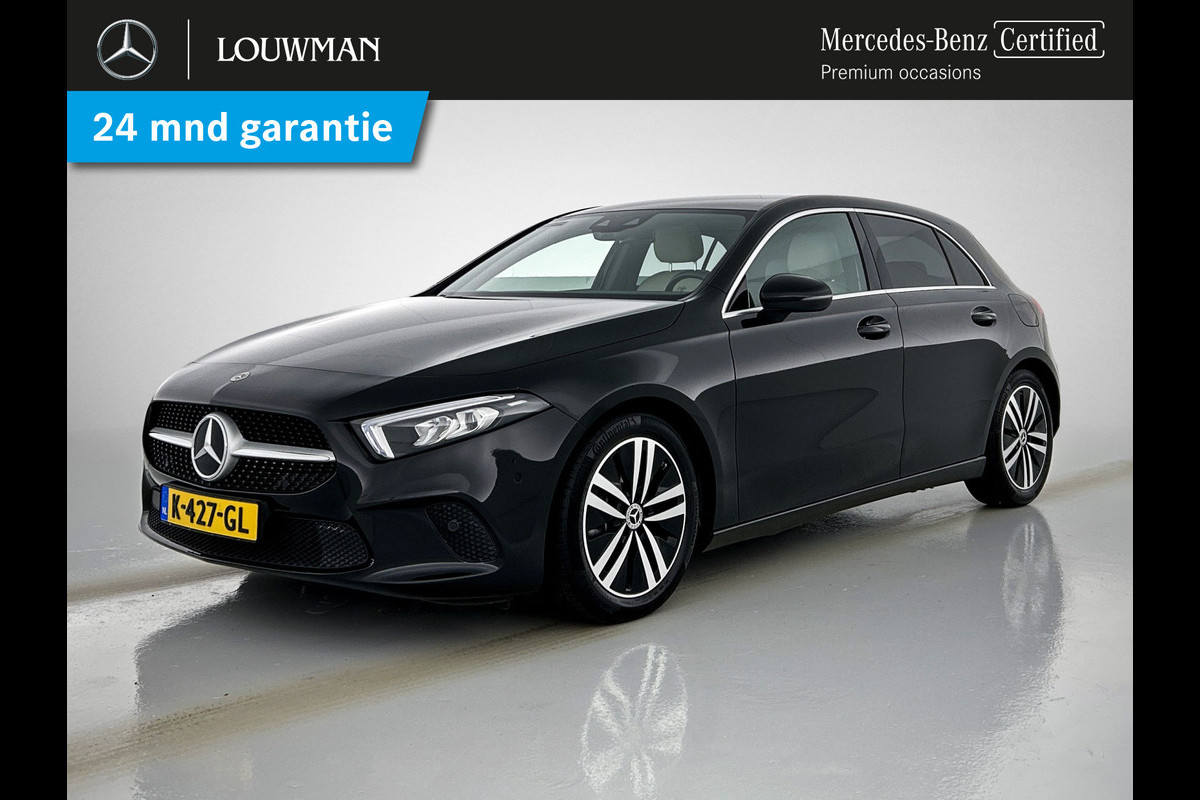 Mercedes-Benz A-Klasse 160 Advantage % spaaks lichtmetalen velgen | MBUX wide screen | Navigatie | Parking support met camera achter | Inclusief 24 maanden Mercedes-Benz Certified garantie voor Europa. Mercedes-Benz A-Klasse 160 Advantage % spaaks lichtmetalen velgen | MBUX wide screen | Navigatie | Parking support met camera achter | Inclusief 24 maanden Mercedes-Benz Certified garantie voor Europa.