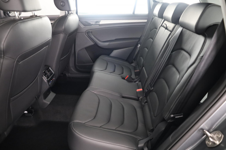 Škoda Kodiaq Business Edition Plus 1.5 TSI 150 pk 7 versn. DSG | 19 inch| Leder | Panoramadak | Adaptive Cruise Control | 360º camera | Fabrieksgarantie