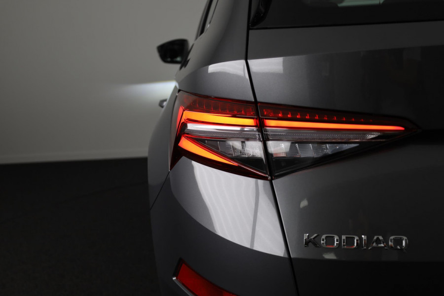 Škoda Kodiaq Business Edition Plus 1.5 TSI 150 pk 7 versn. DSG | 19 inch| Leder | Panoramadak | Adaptive Cruise Control | 360º camera | Fabrieksgarantie