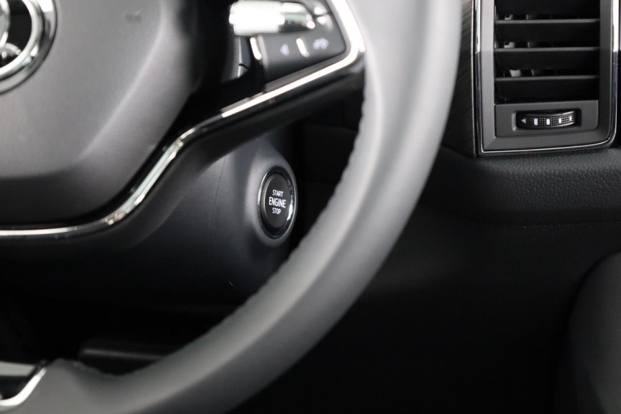 Škoda Kodiaq Business Edition Plus 1.5 TSI 150 pk 7 versn. DSG | 19 inch| Leder | Panoramadak | Adaptive Cruise Control | 360º camera | Fabrieksgarantie