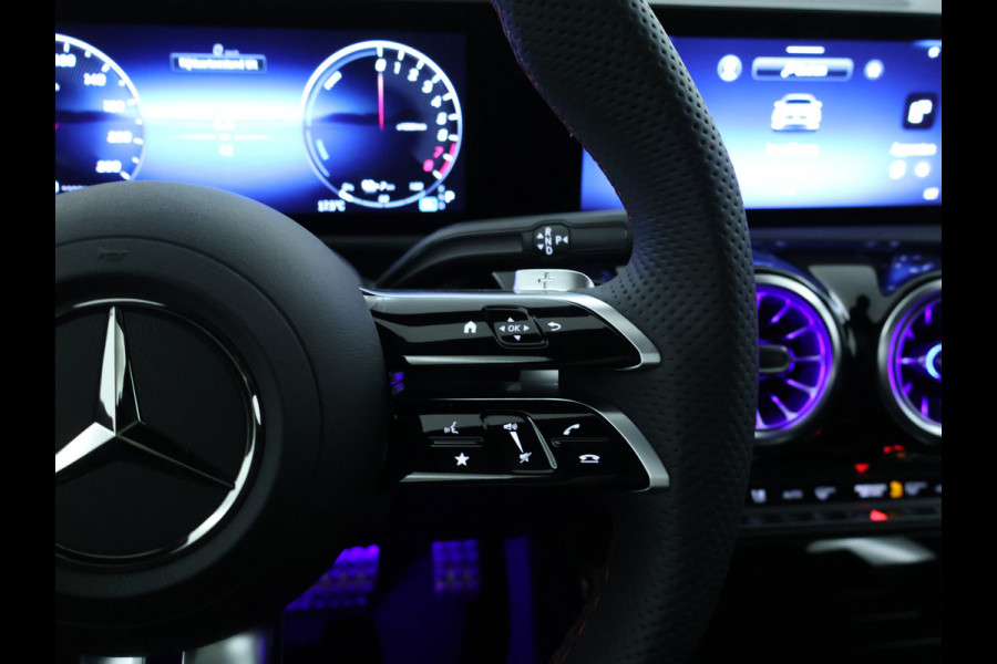 Mercedes-Benz CLA-Klasse Shooting Brake 250 e Business Solution AMG | Trekhaak | Nightpakket | Parkeerpakket met achteruitrijcamera | KEYLESS-GO | EASY PACK achterklep | USB pakket plus | Sfeerverlichting | MULTIBEAM LED |