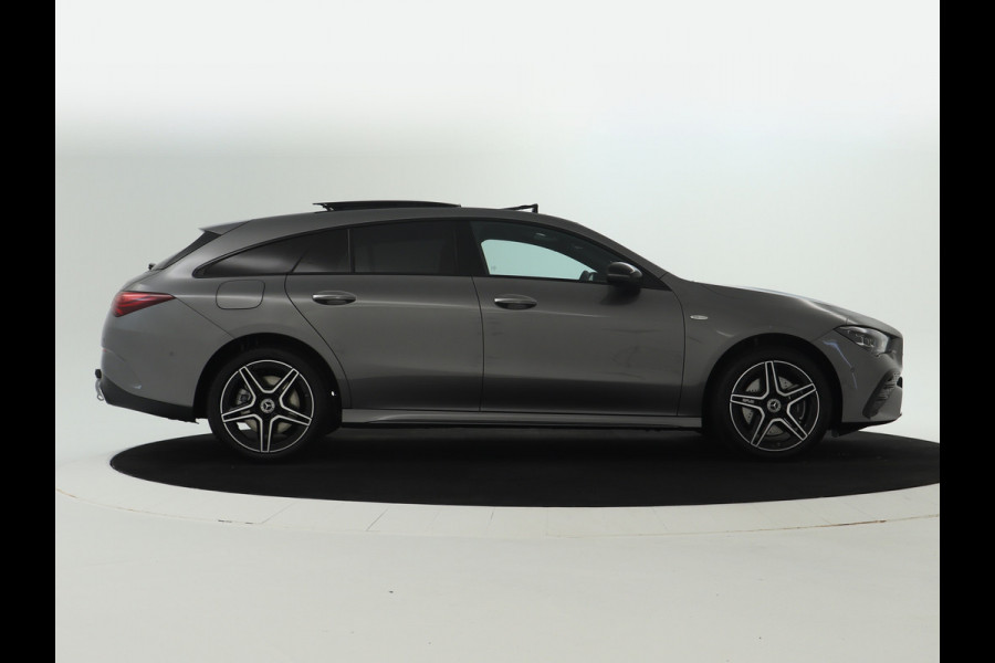 Mercedes-Benz CLA-Klasse Shooting Brake 250 e Business Solution AMG | Trekhaak | Nightpakket | Parkeerpakket met achteruitrijcamera | KEYLESS-GO | EASY PACK achterklep | USB pakket plus | Sfeerverlichting | MULTIBEAM LED |