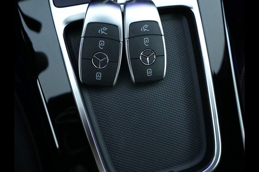 Mercedes-Benz CLA-Klasse Shooting Brake 250 e Business Solution AMG | Trekhaak | Nightpakket | Parkeerpakket met achteruitrijcamera | KEYLESS-GO | EASY PACK achterklep | USB pakket plus | Sfeerverlichting | MULTIBEAM LED |