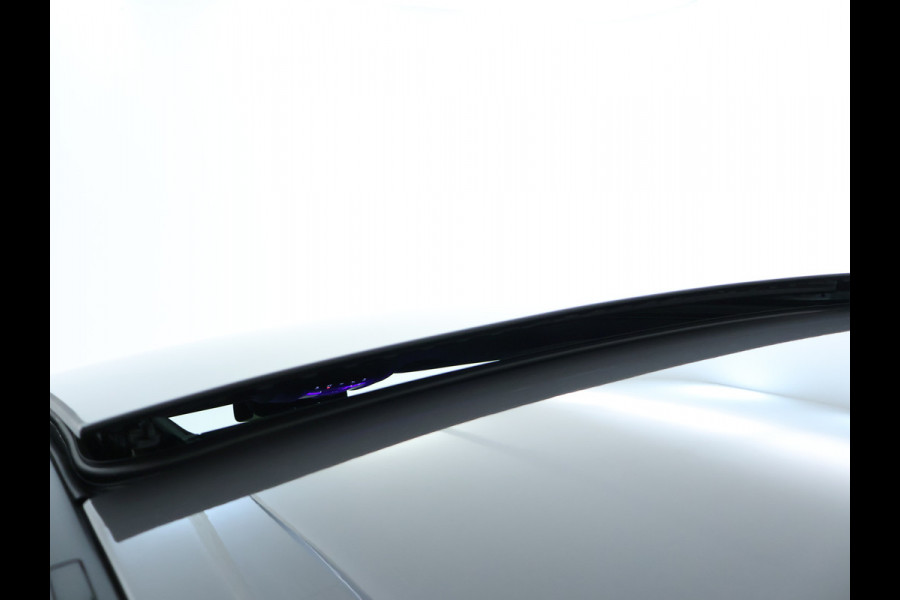 Mercedes-Benz CLA-Klasse Shooting Brake 250 e Business Solution AMG | Trekhaak | Nightpakket | Parkeerpakket met achteruitrijcamera | KEYLESS-GO | EASY PACK achterklep | USB pakket plus | Sfeerverlichting | MULTIBEAM LED |